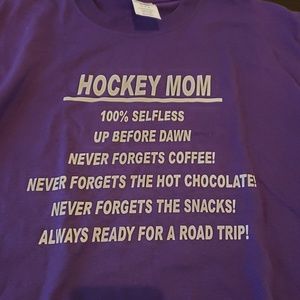 NWOT hockey mom tee shirt
